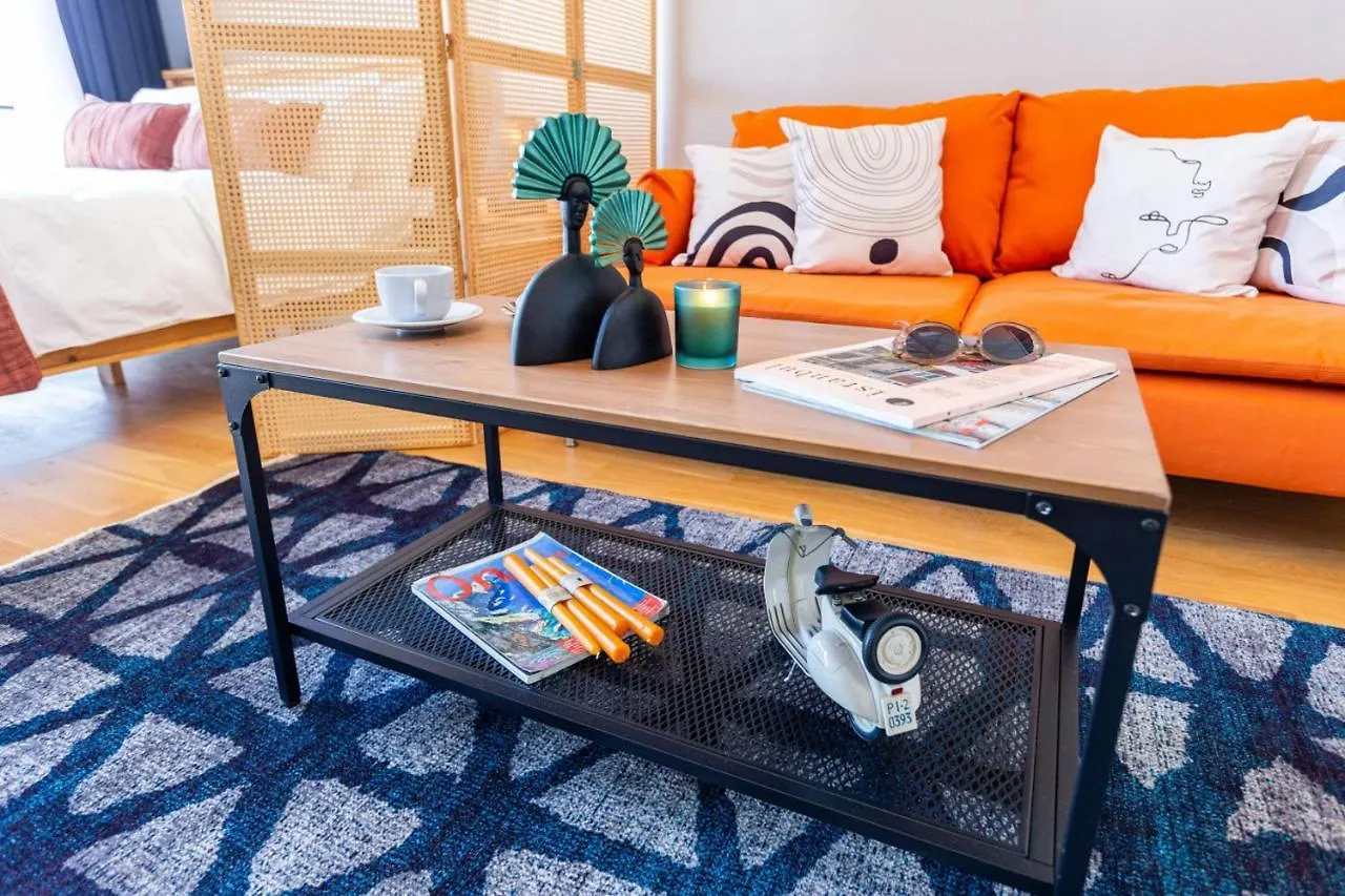 Studio Flat With Panoramic City View In Atasehir Apartment Istanbul